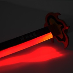 Katana LED en Métal Rengoku Kyojuro dans Demon Slayer