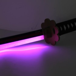 Katana LED en Bois Shusui de Roronoa Zoro dans One Piece